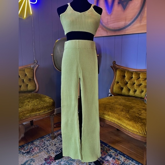 wild fable Pants - Wild Fable Green Sorbet 2 Pcs Sweater Knit Crop Top Flared Pant Set Size Small